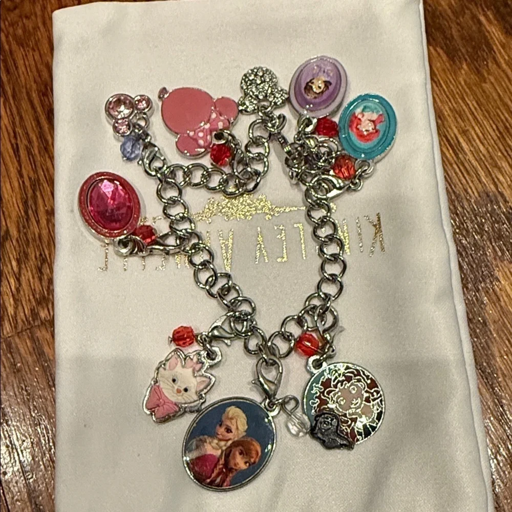 Disney charm bracelet 8” 9 removable charms + 2 Mickey rings NEW